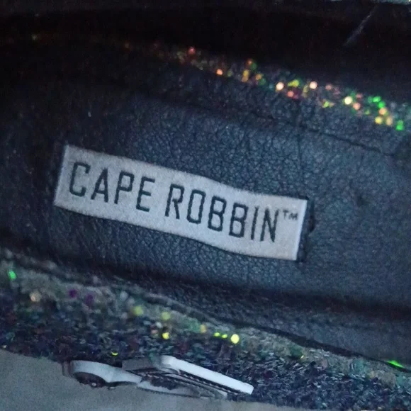 Cape Robbin  heels - Picture 13 of 16